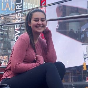 Meet your Posher, Emma